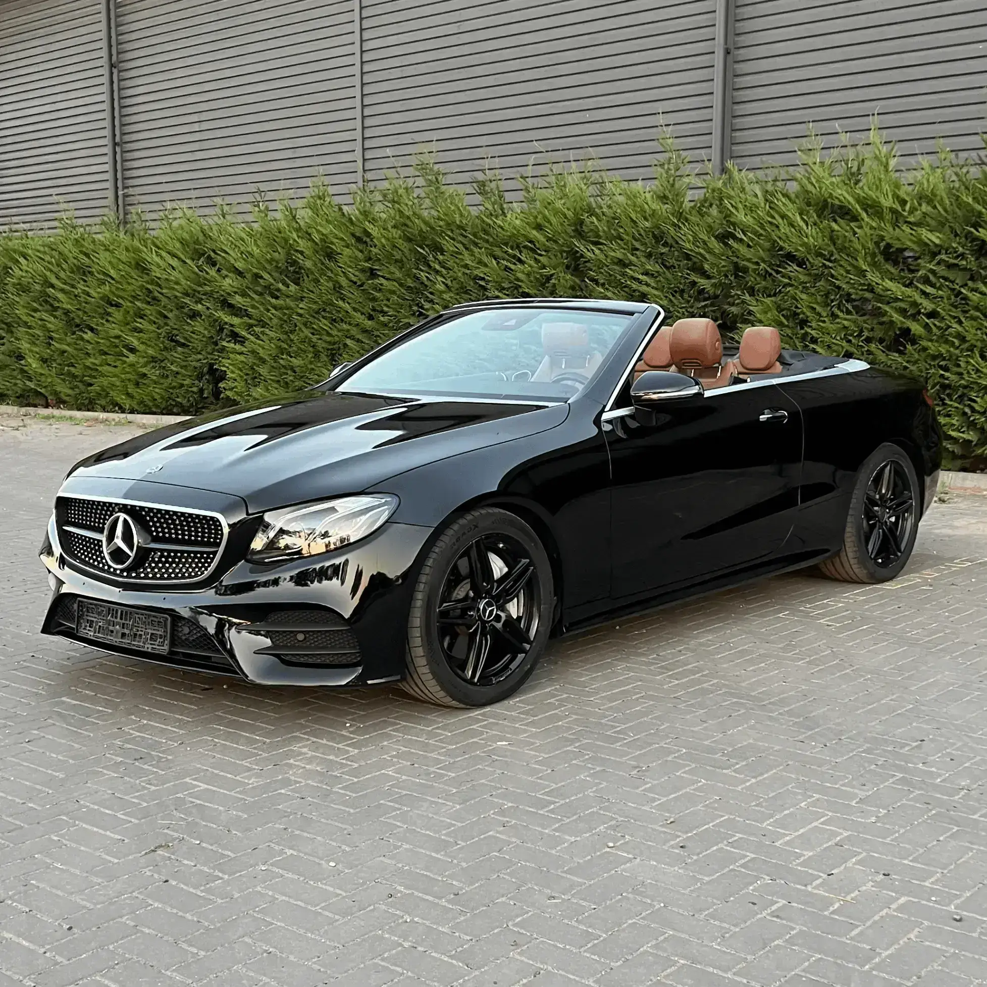 Chirie Mercedes-Benz E400 Cabrio