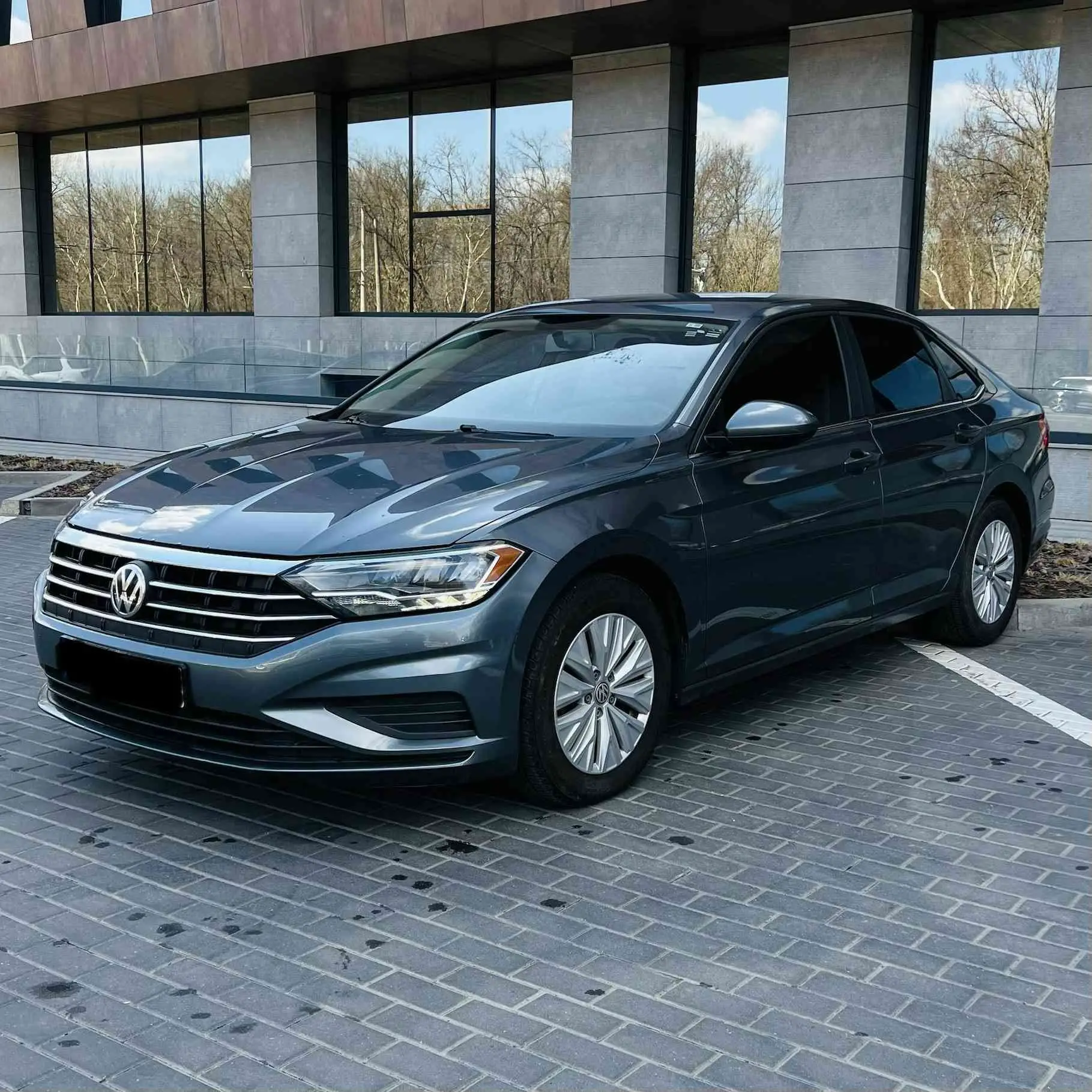 Chirie Volkswagen Jetta